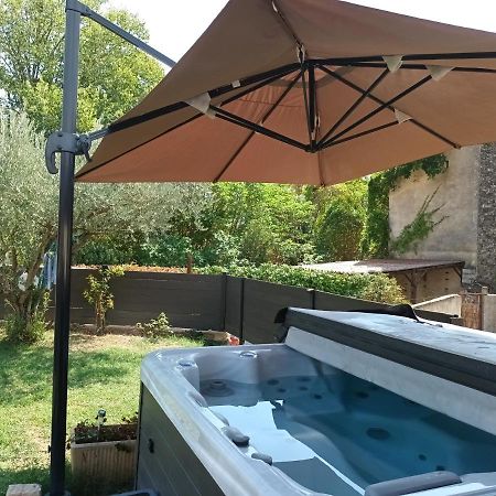 Chambres D'Hotes & Jacuzzi - A L'Ombre Des Amandiers Saint-Martin-dʼArdèche Exteriér fotografie